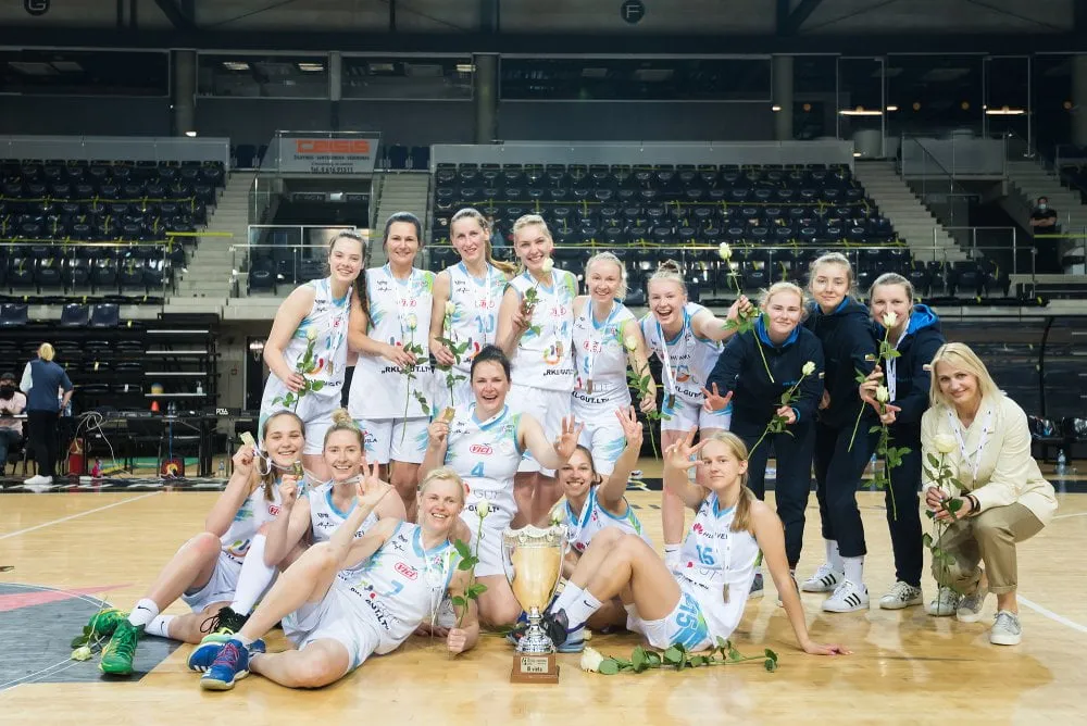 kremopaveikslelis 322885 any1000x1000