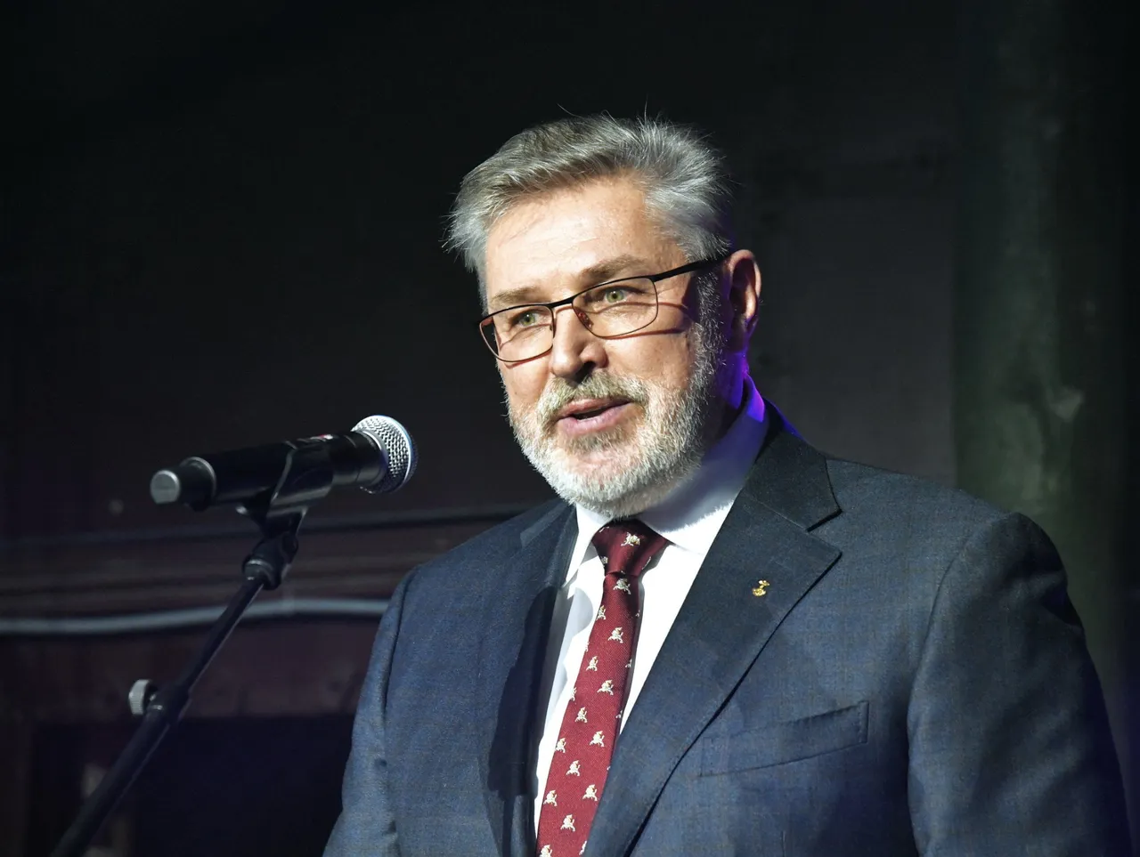 leo267581006 1695299797344960 7386247414234287104 n