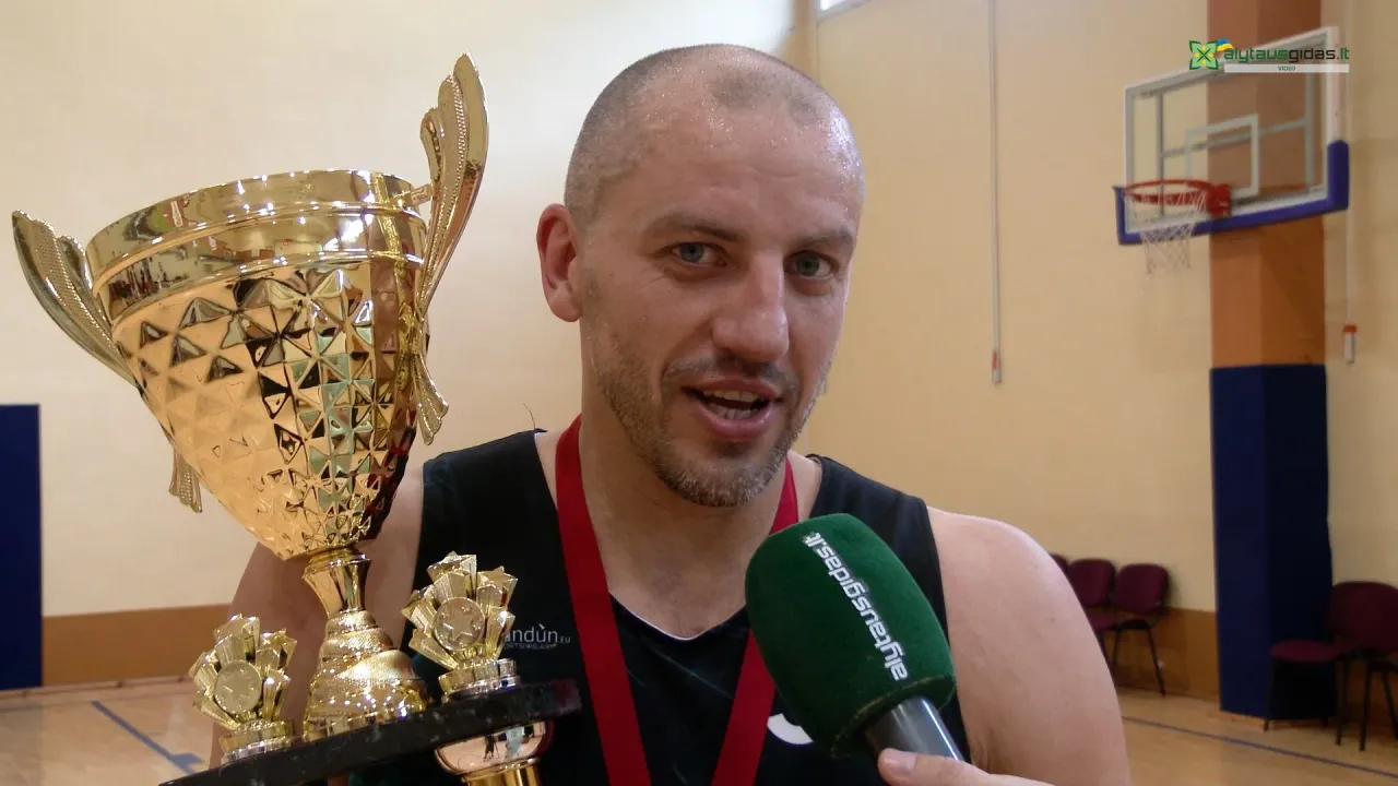 macer03 po reportazo00 08 26 15still184 jpg