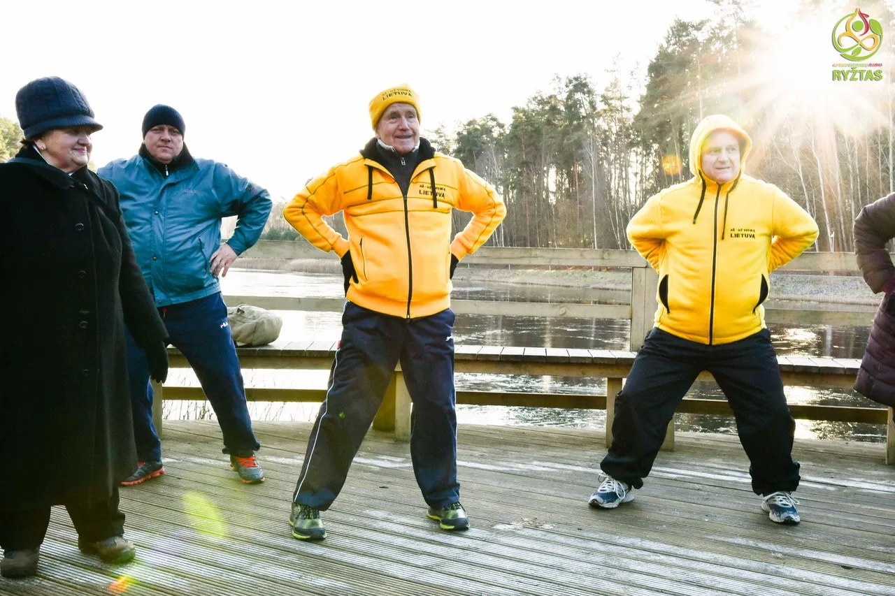 manksta su alytaus sveikuoliais 1 2