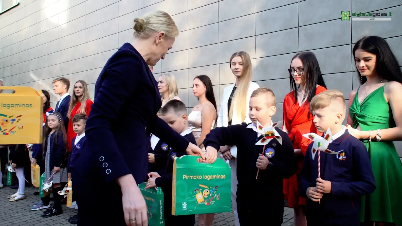 mere03 po reportazo00 02 38 14still210 jpg