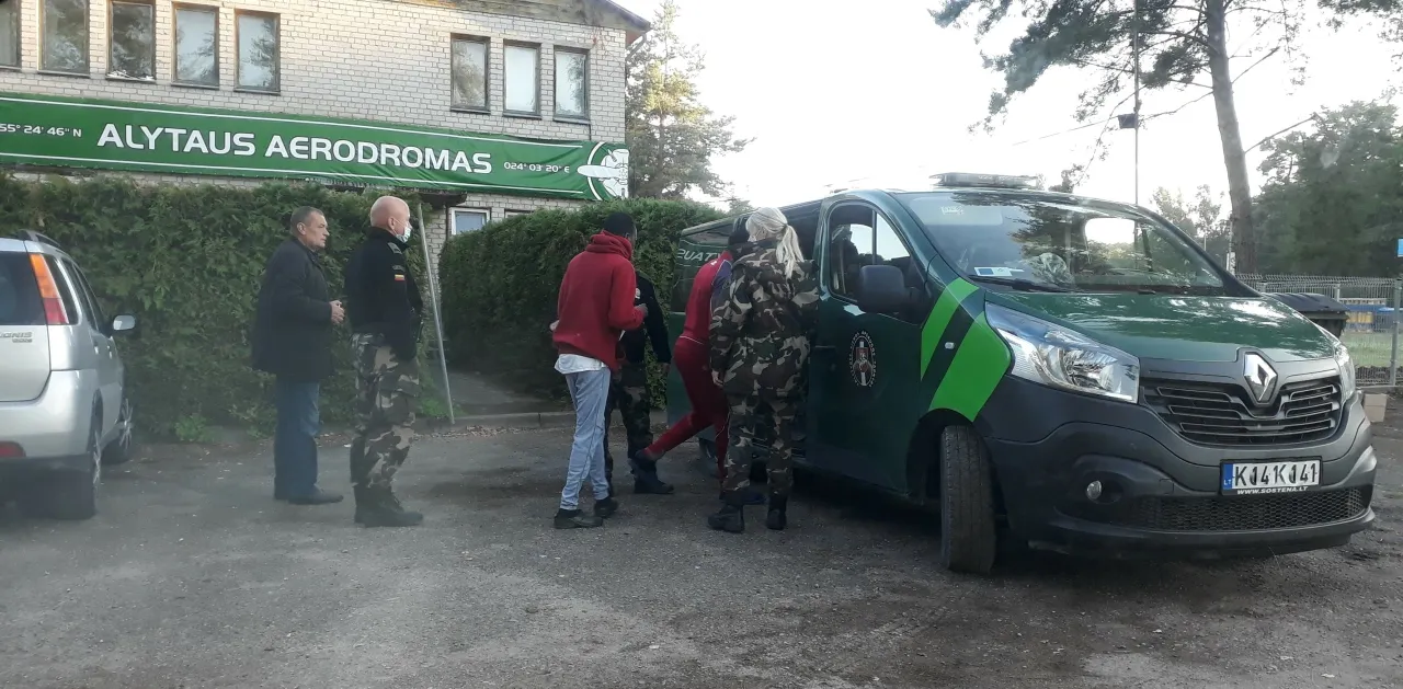 nele20210908 074445 scaled