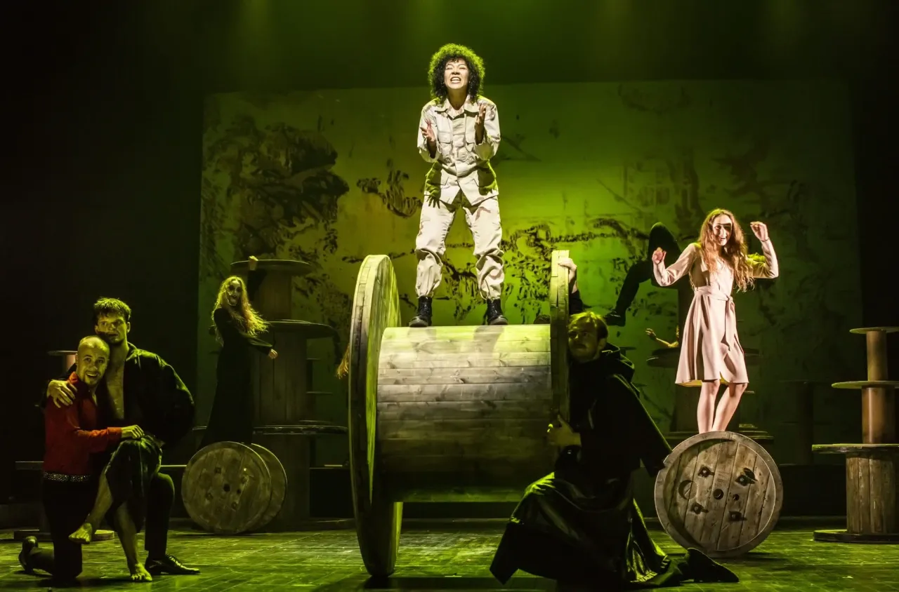 otelas20 foto dmatvejev jpg