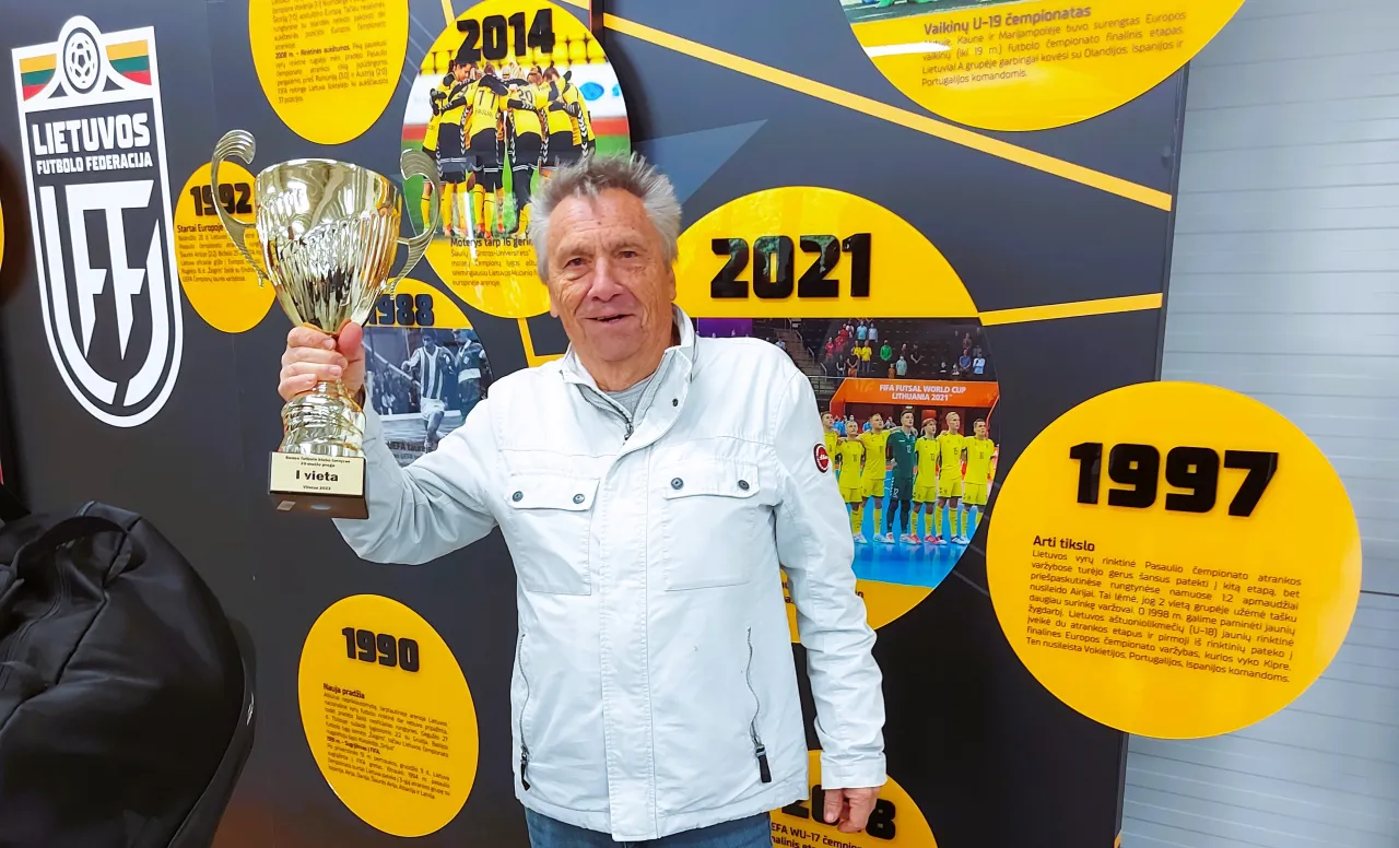 petr20231008 171752 scaled