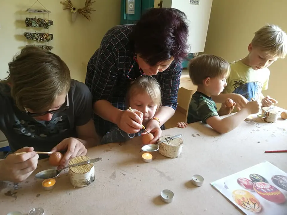 pivasiunai velykeles