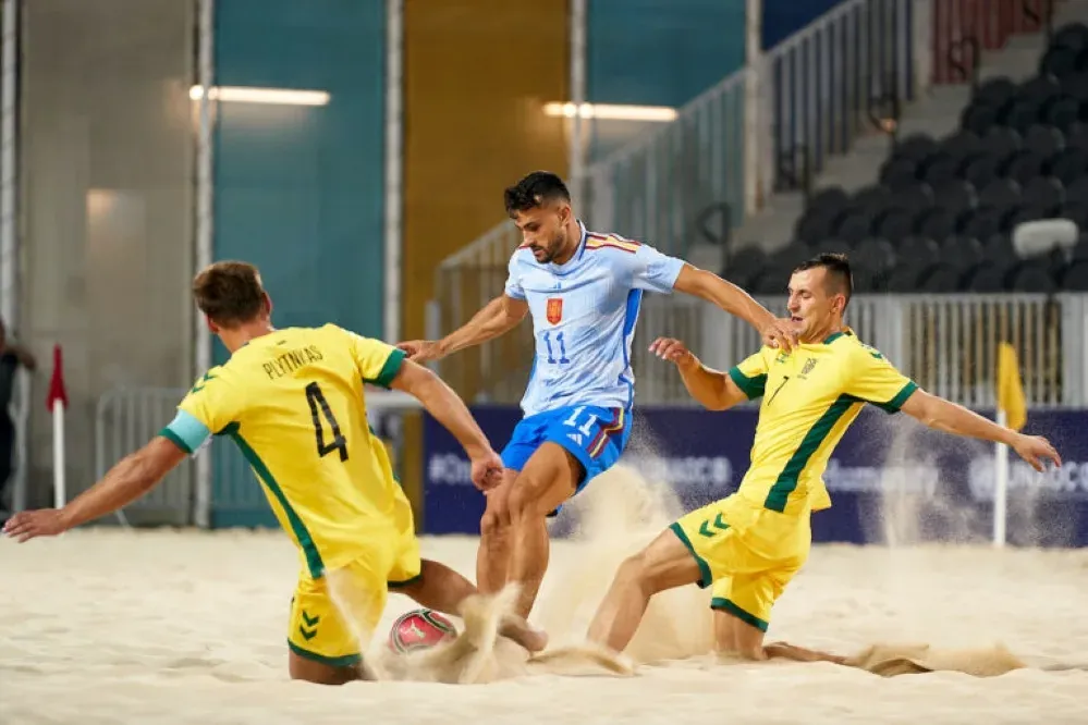 plyjar 20450 768x512s jpg