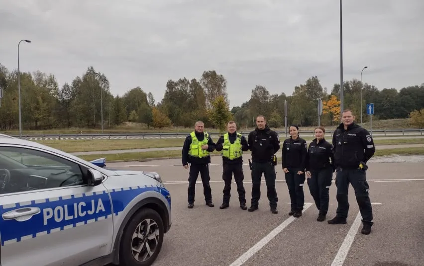 polipl2330 3e173bb917903c7f724a56361f938a0d