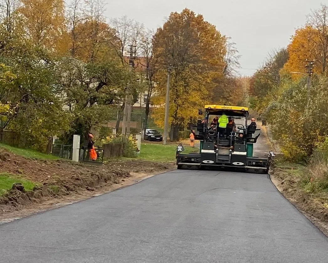 rajono gyvenvietese dirba kelininkai