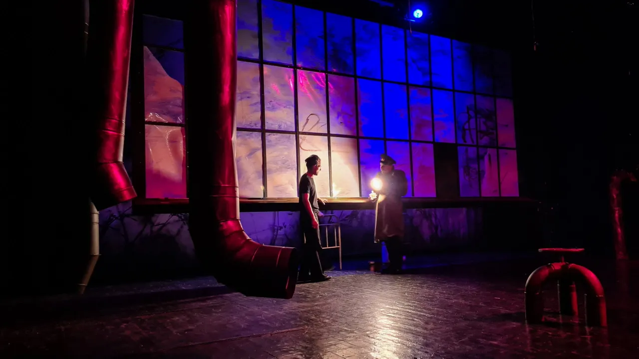 red 2 tula vg scaled