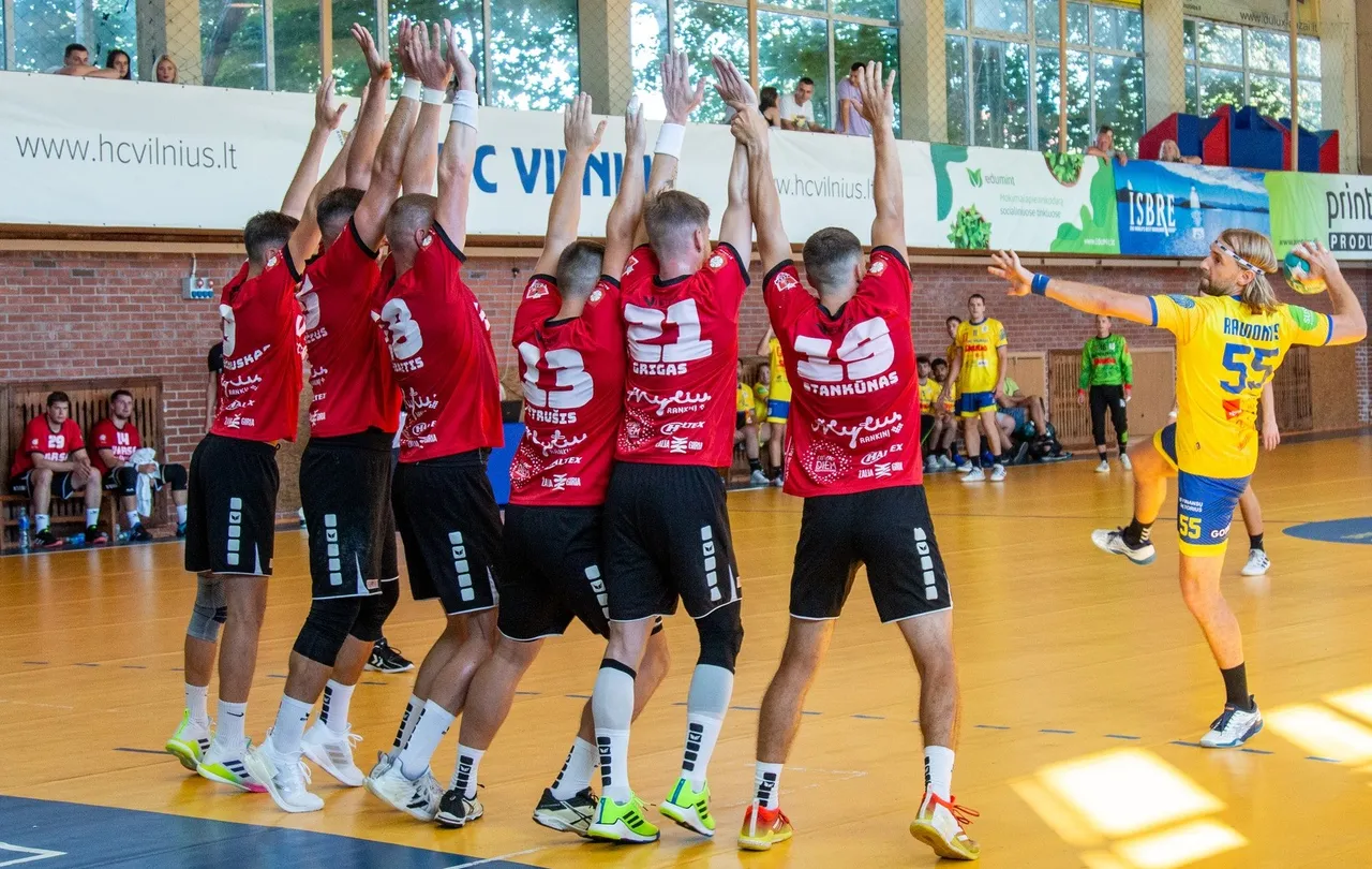 rkvavi378373872 795491712369725 2254107723302889284 ns