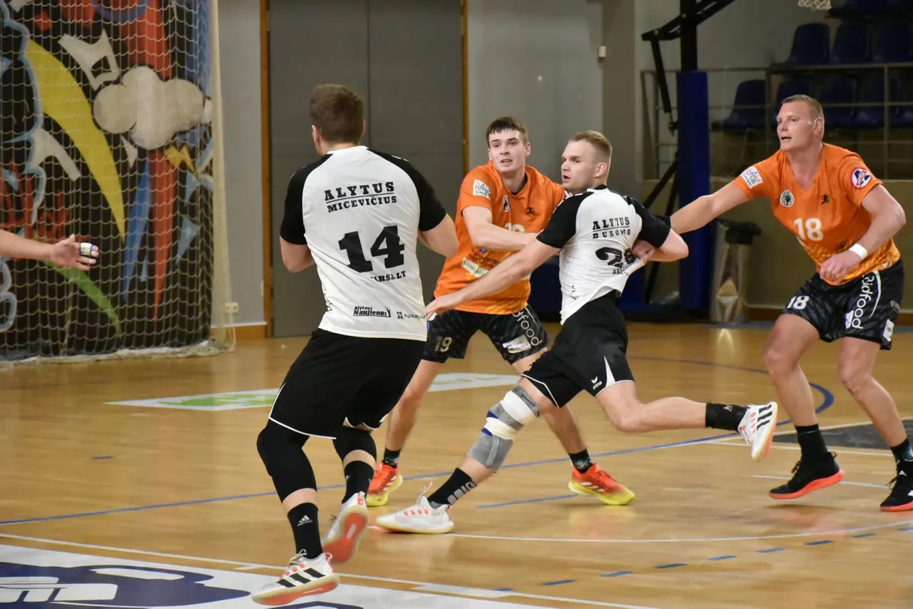 rkzyg279877037 5006600386061859 2572264144157008950 n