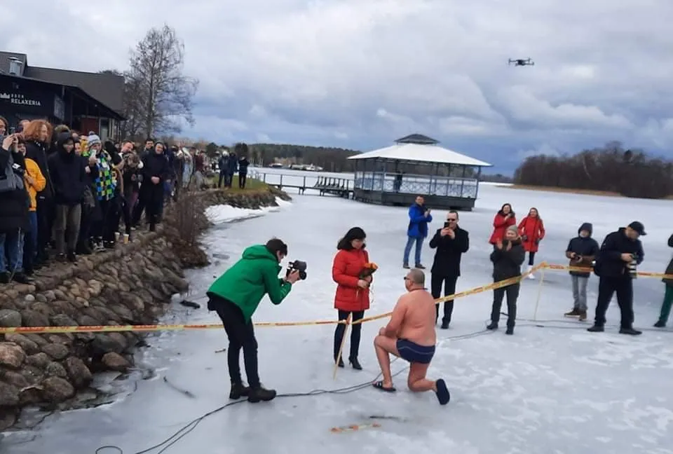 sauliaus pasipirsimo momentas