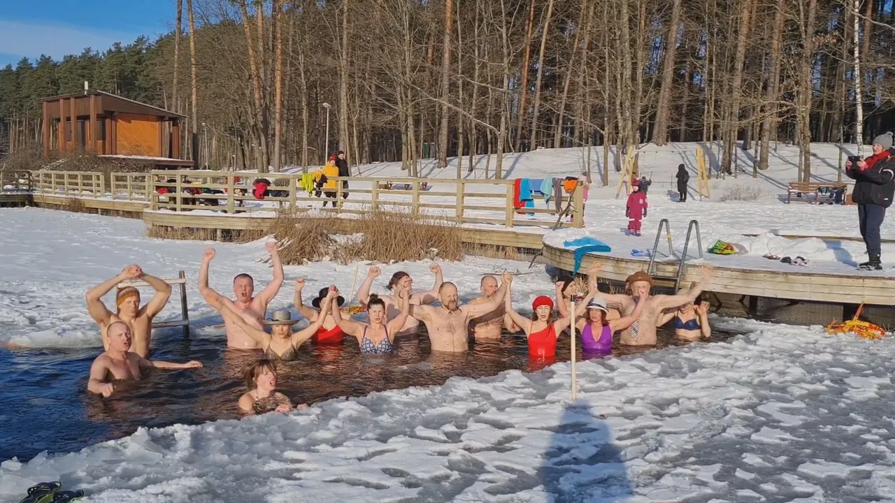 savaitgaliais dailides eketeje tirsta