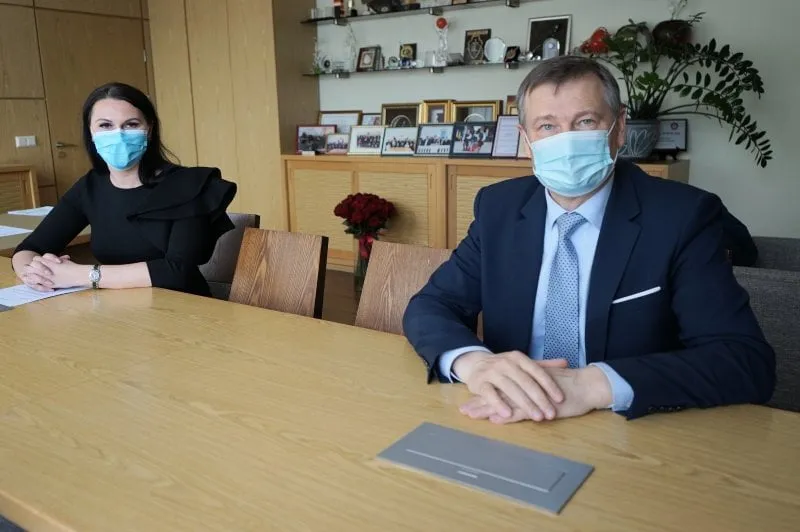 savivaldybes meras a vrubliauskas administracijos direktore g jociunskaite