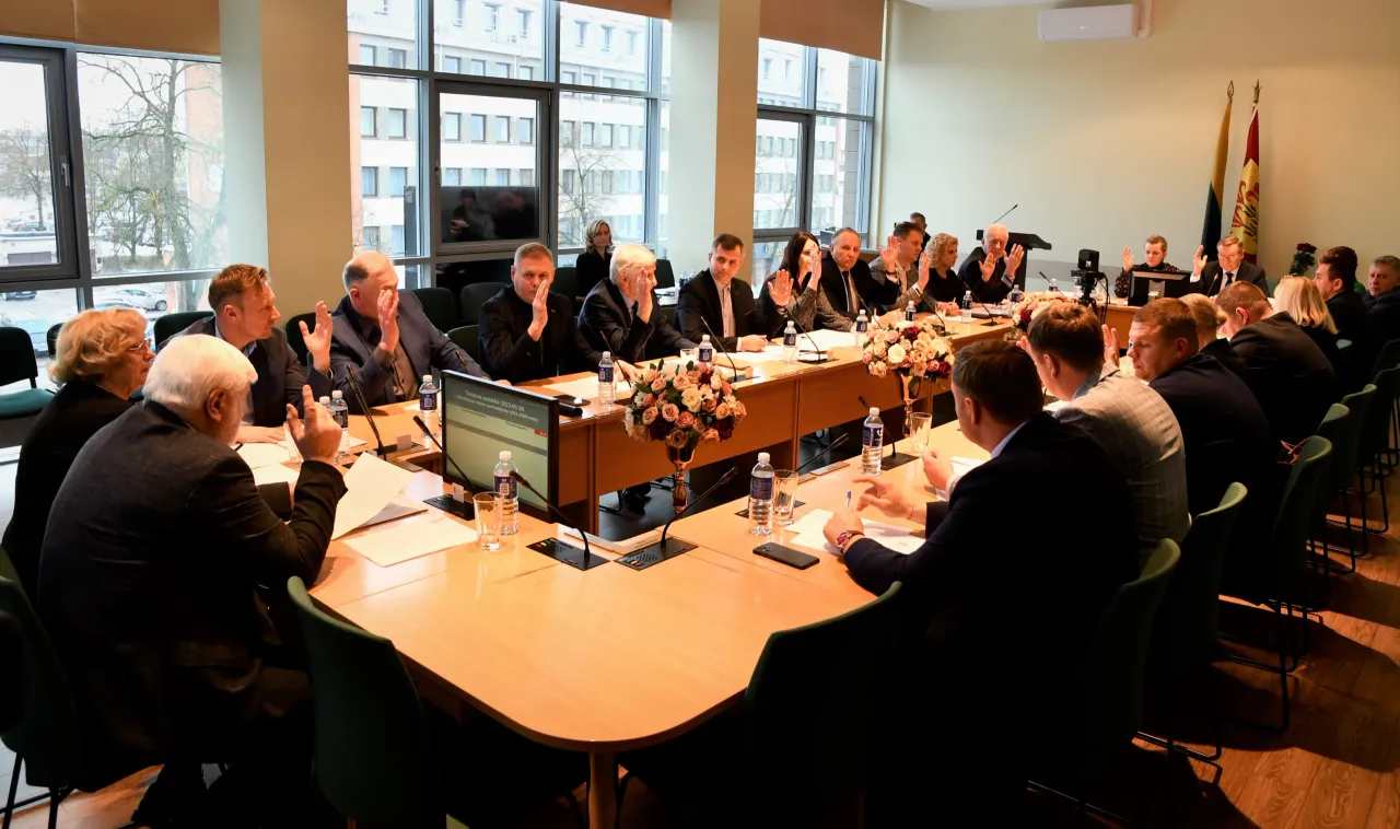 savivaldybes taryba patvirtino 2023 m veiklos biudzeta scaled