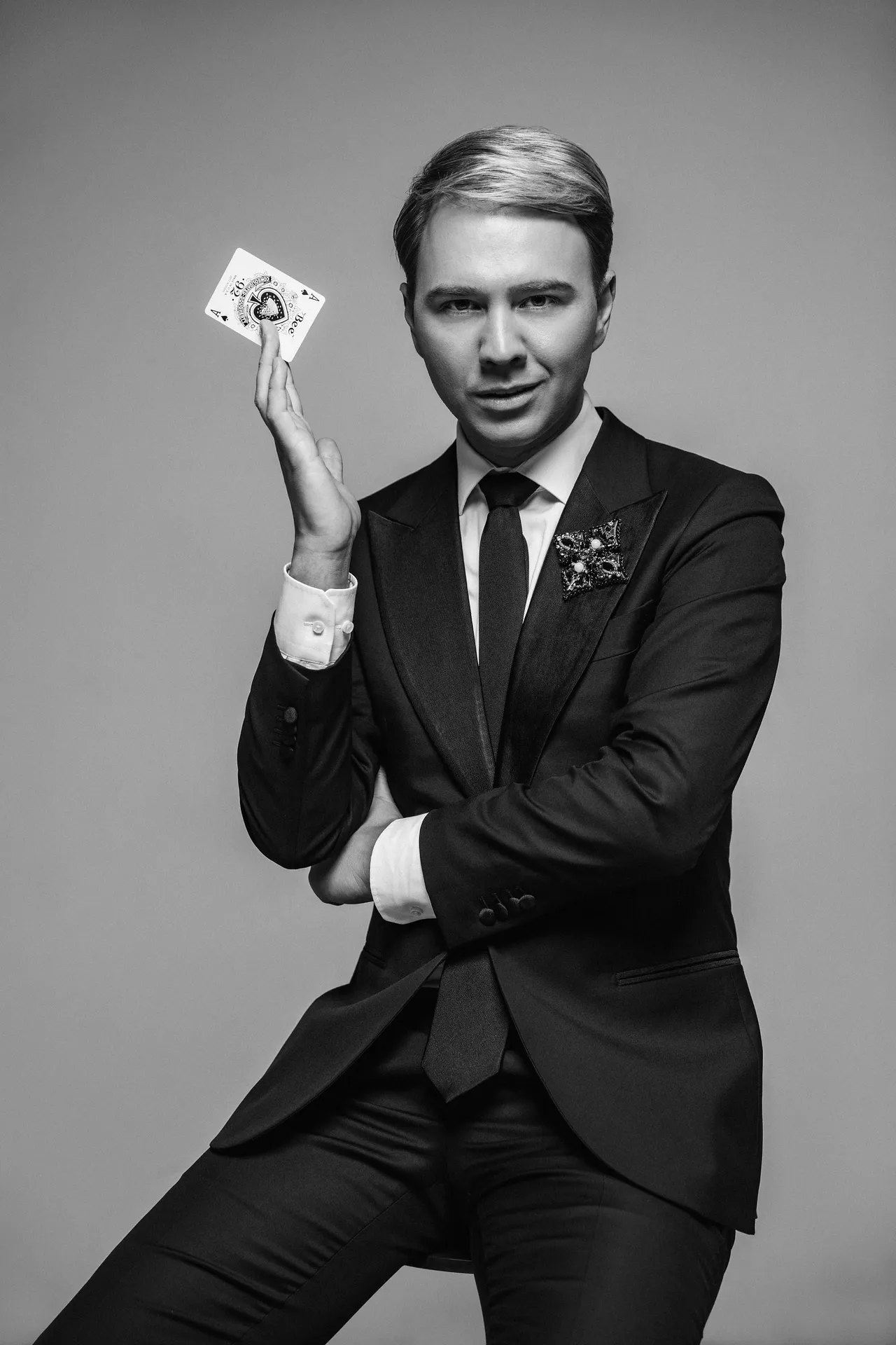 tarptautinio alytaus cirko festivalio vedejas iliuzijos meno meistras mantas wizard 3