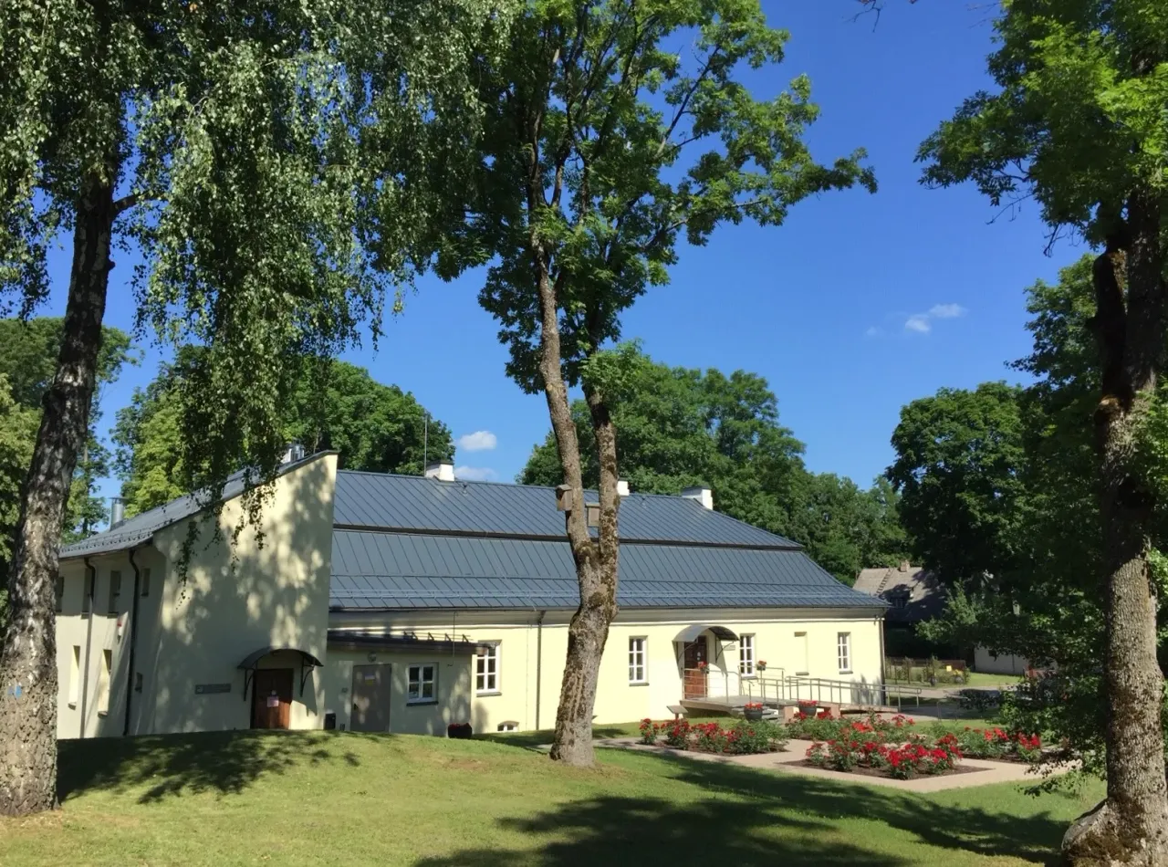 veis241360617 1959608994199575 7753132684886776146 n jpg