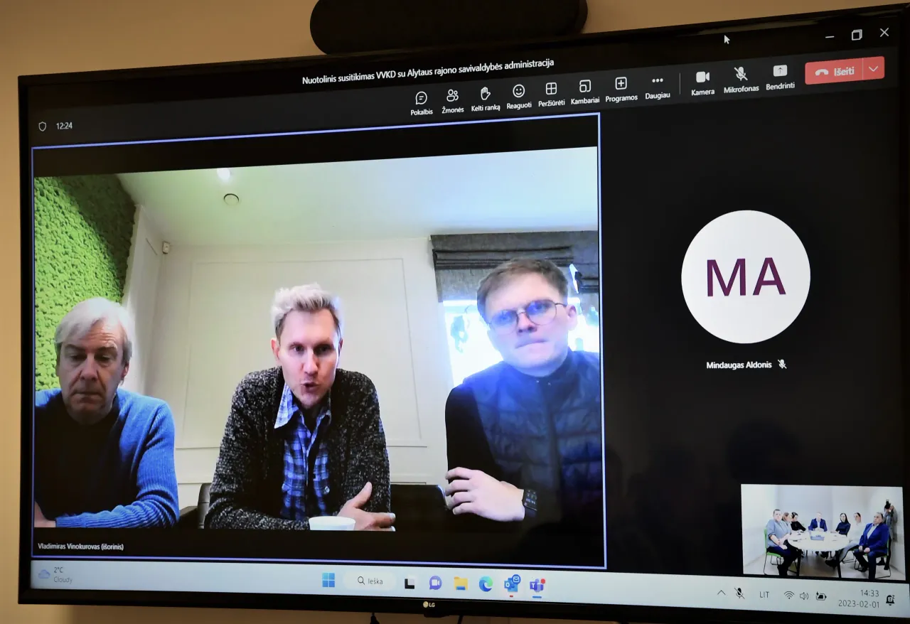 vidaus vandens keliu direkcijos vadovas v vinokuras viduryje scaled