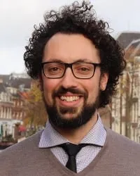 nationaledocentendag2024dr kj fatah black universiteitleidend200x250 1