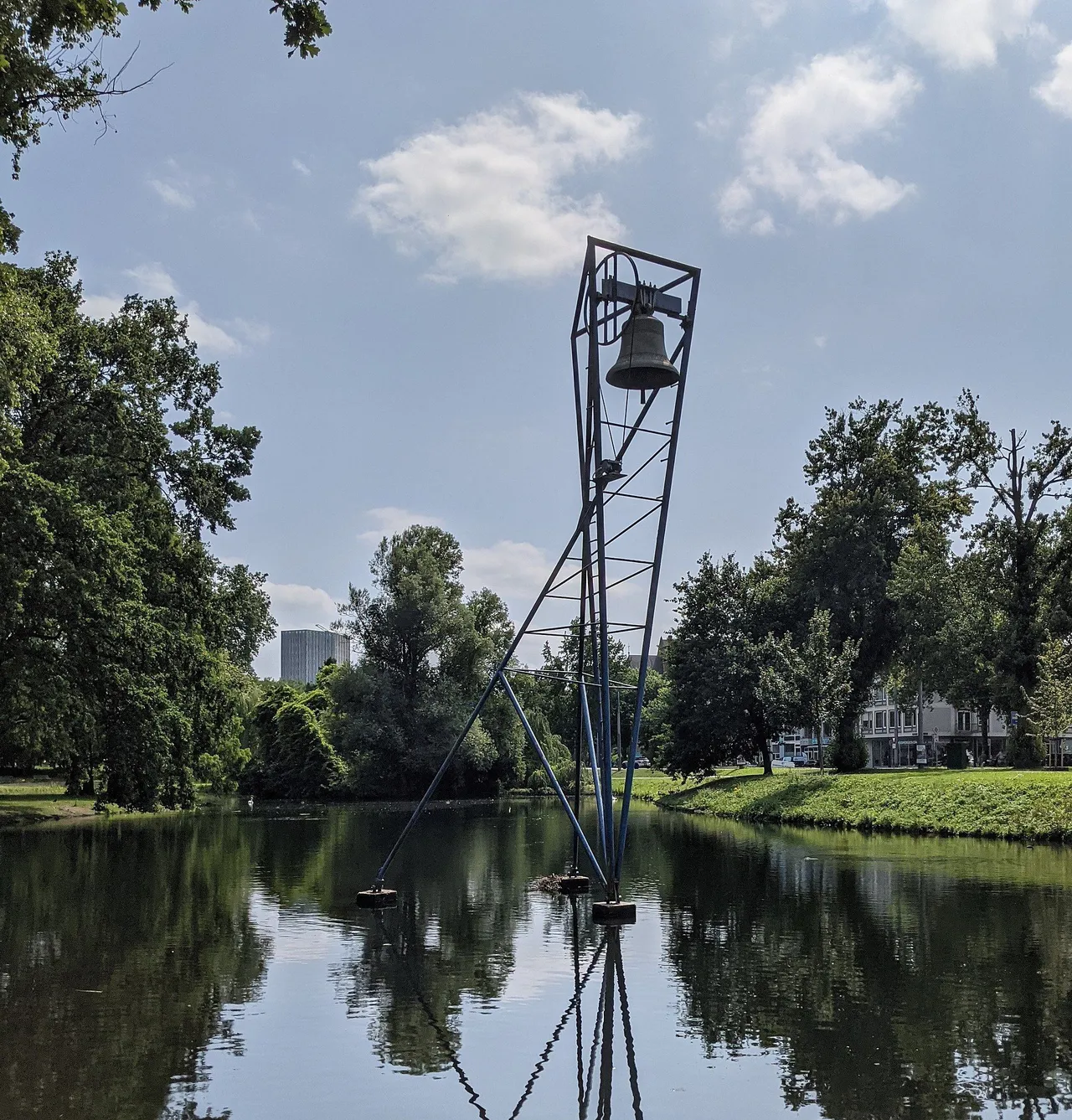 Burgerklok voor de restauratie<br>
