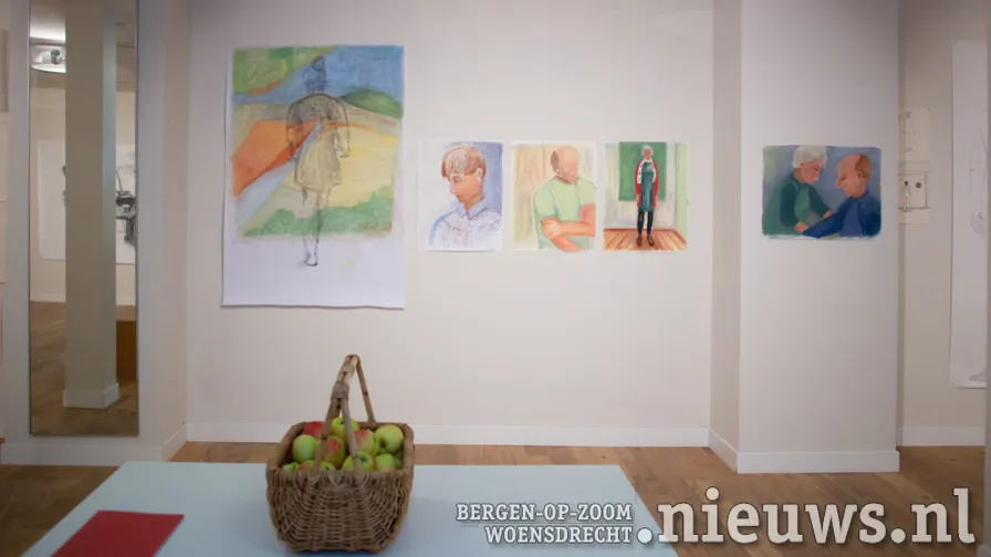 20230901 jkr 8oz galerie arsis 002