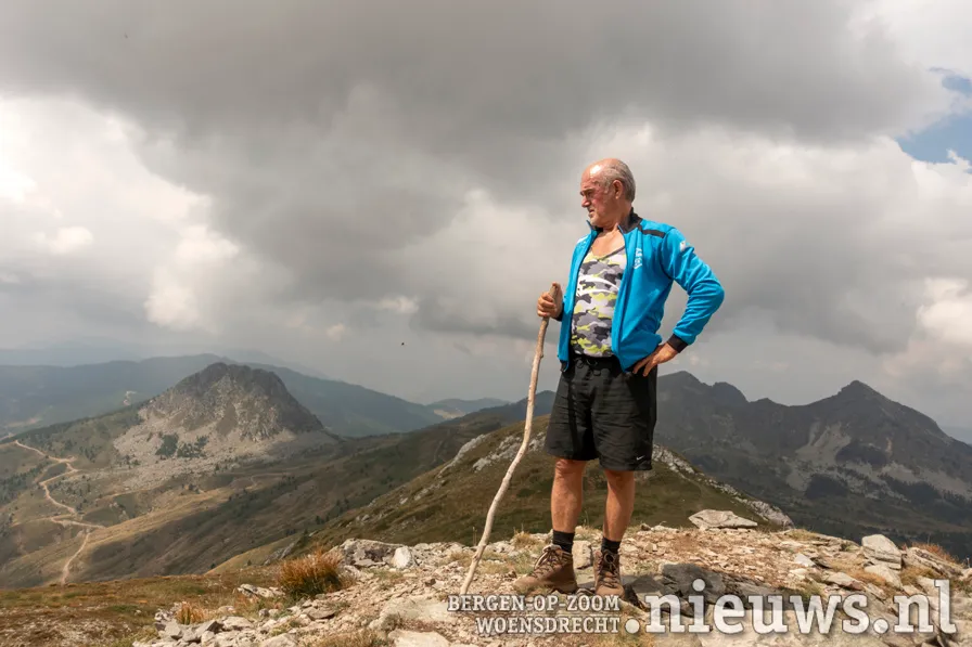 chrisbonis kosovo dsc3466 03