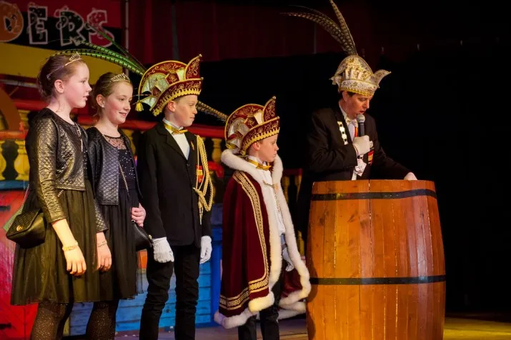 20150118 4370 004 web