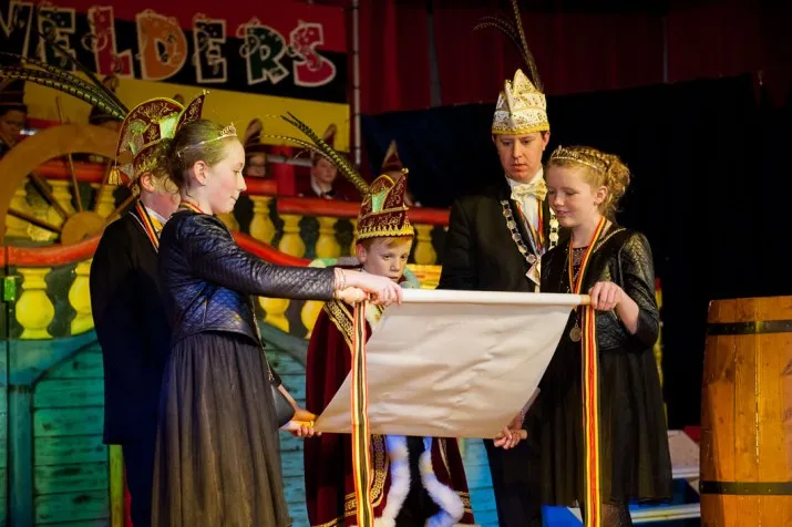 20150118 4386 005 web