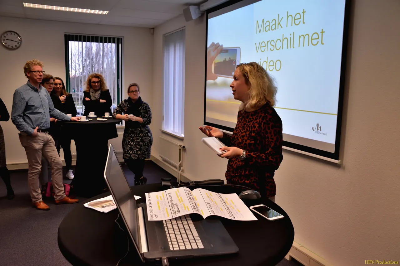 32329651008 05a0295021 k