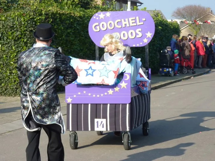 p1010593 goocheldoos