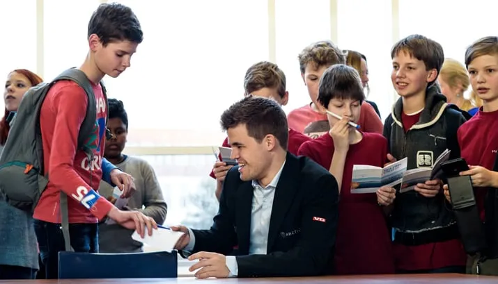 carlsen1 met jeugd