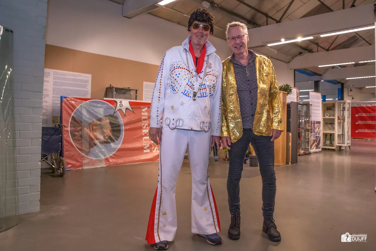 elvis en geluidsman