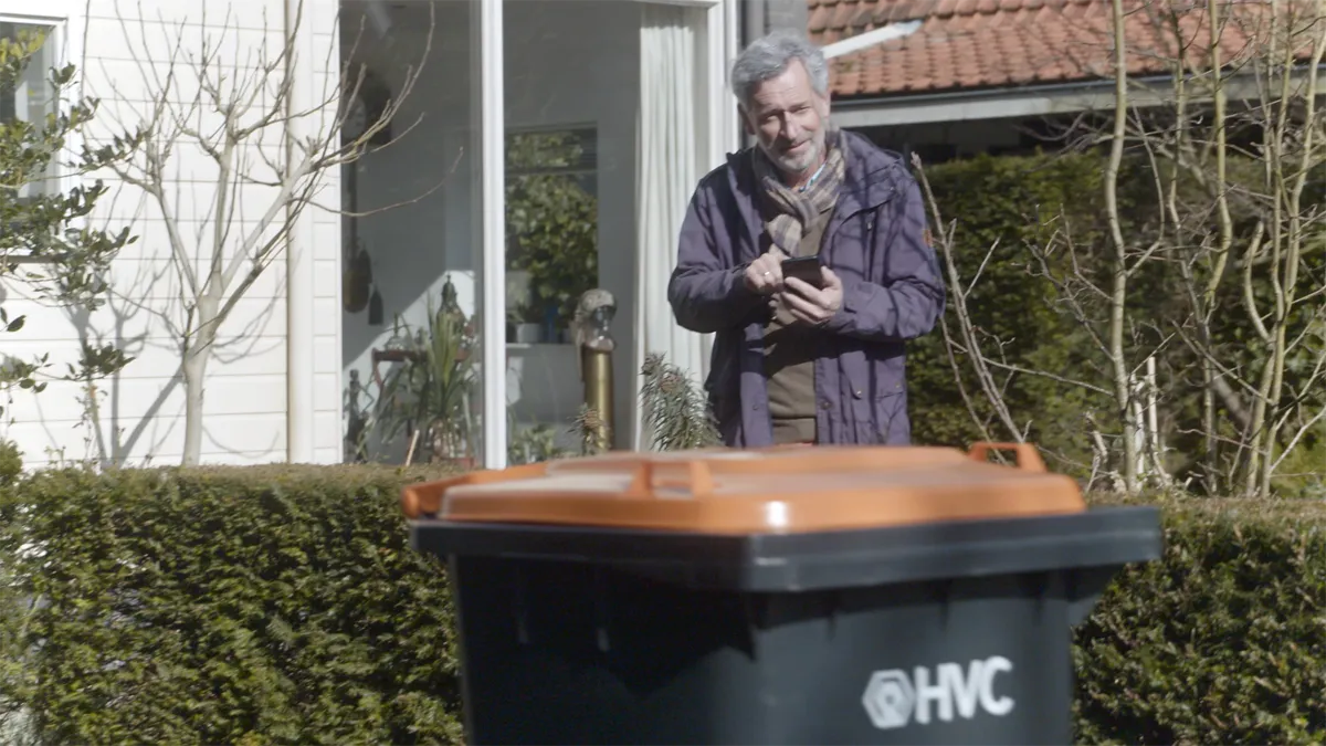 hvc inwoner bestuurt bak