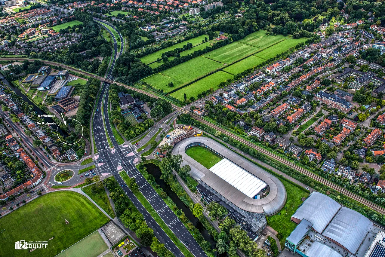 ijsbaan en verspronckweg