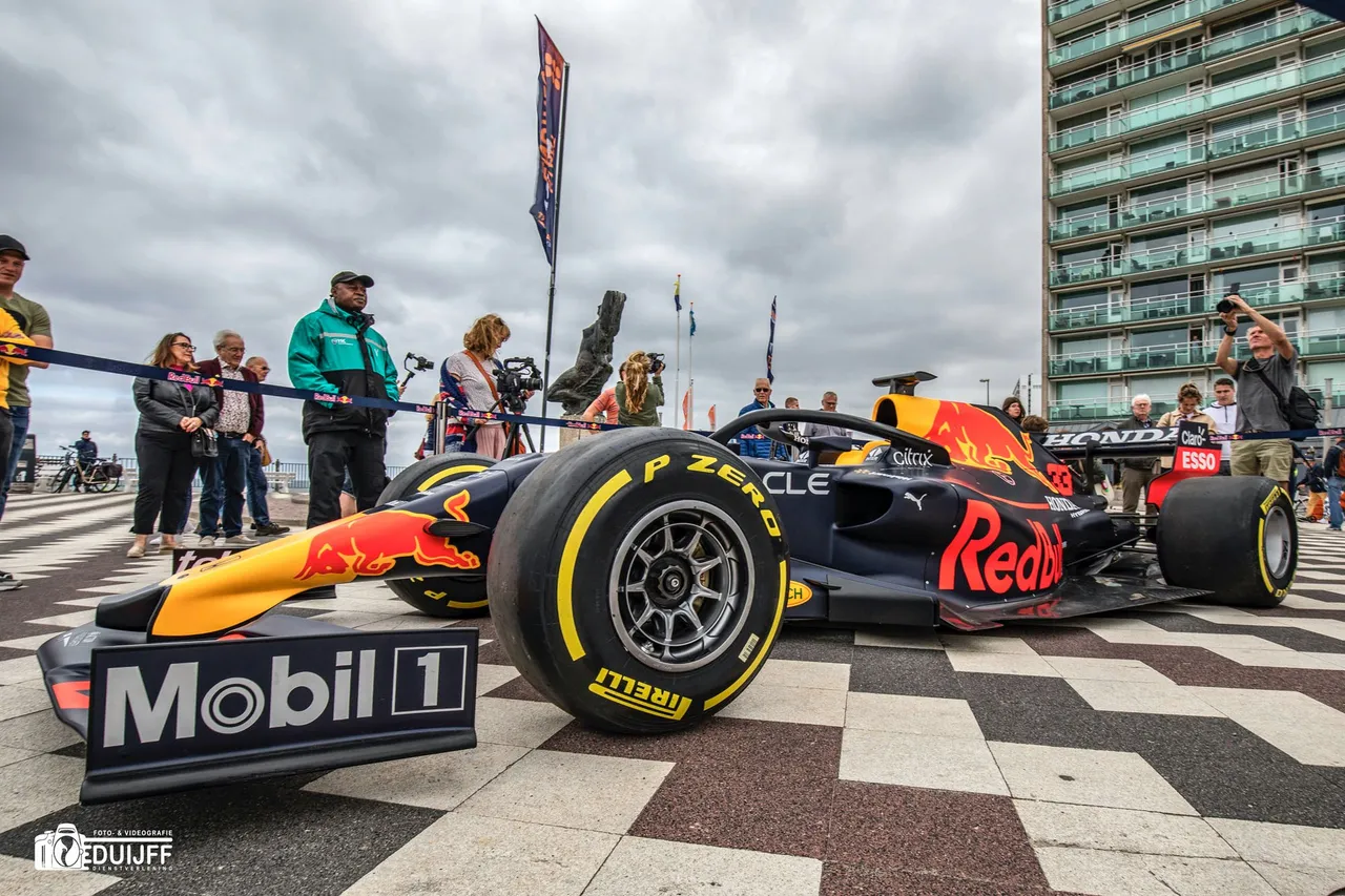 auto verstappen2