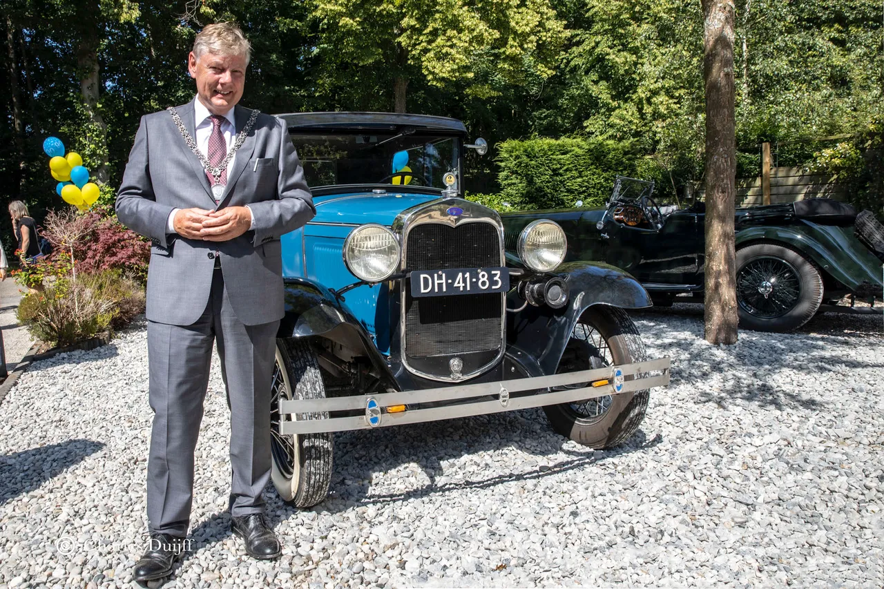 burg en oldtimer