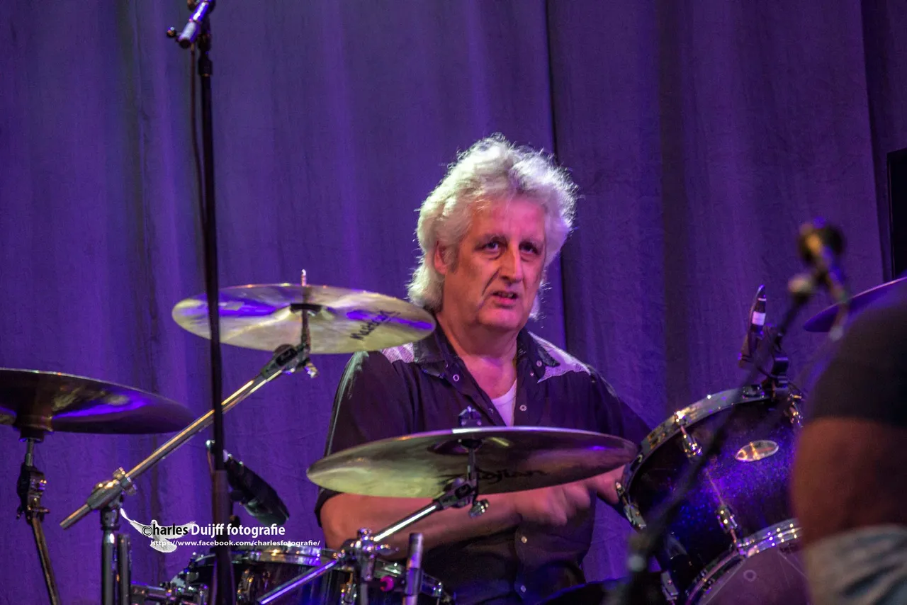 de dijk drummer ii