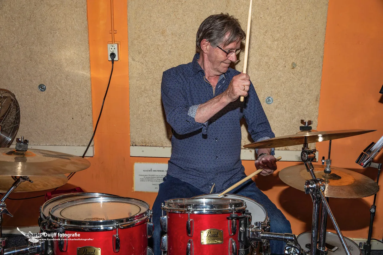 drummer chris