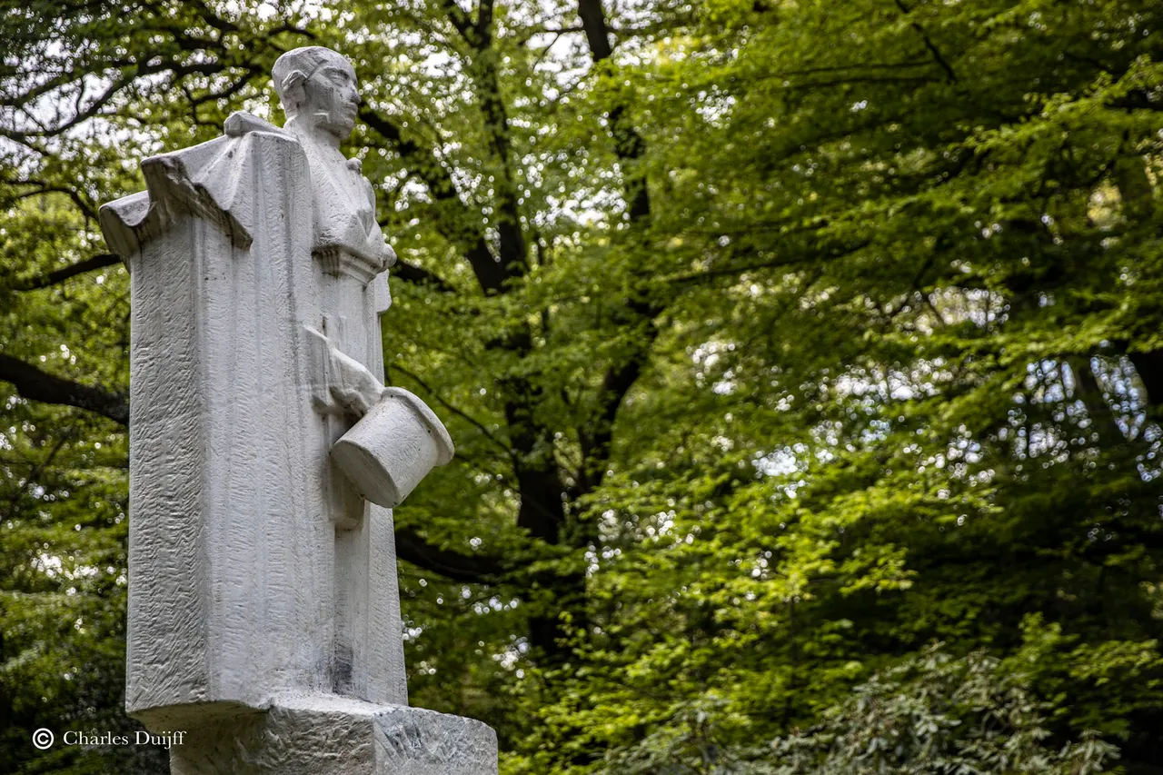 hildebrand momument