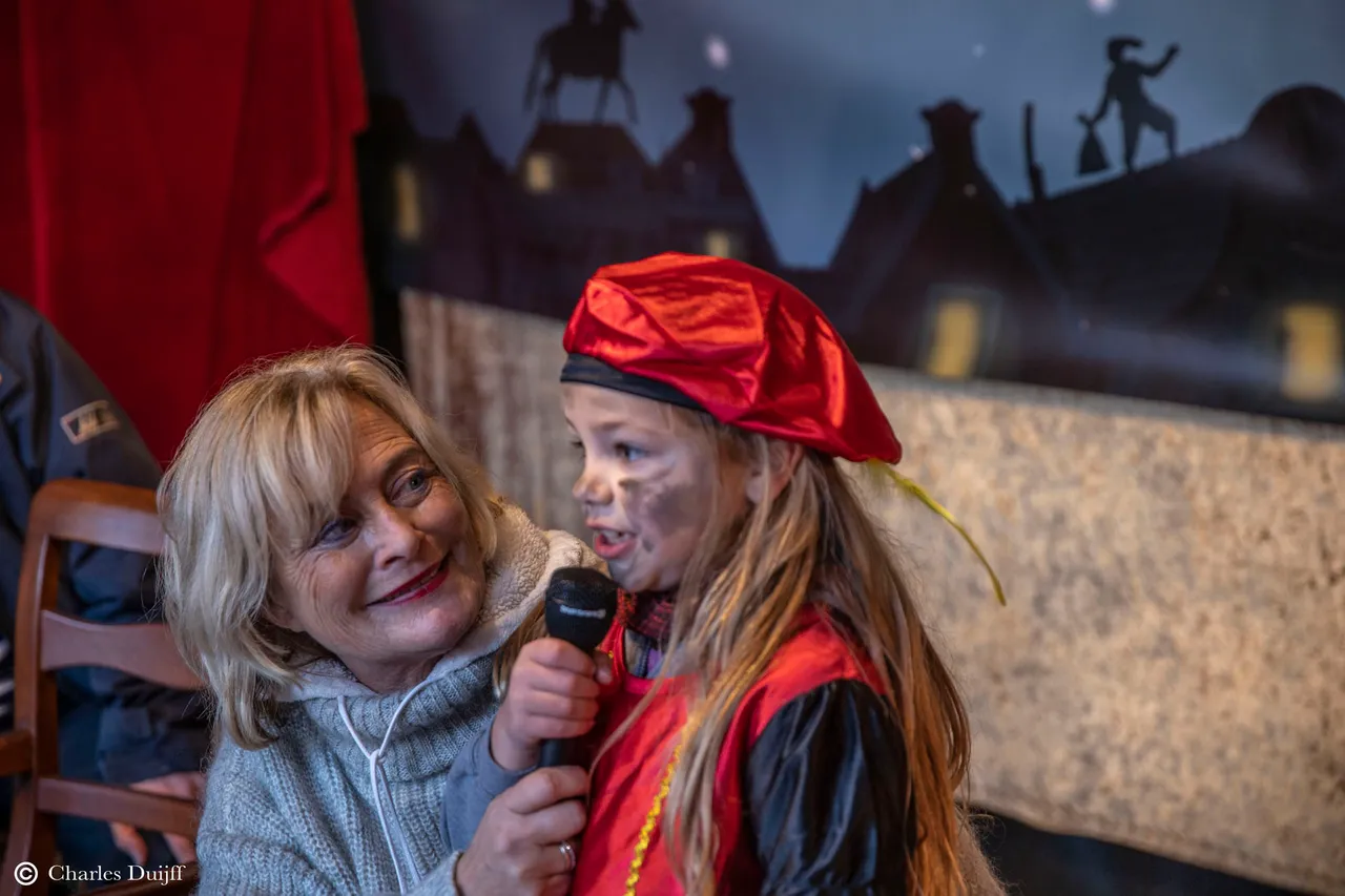 meisje zingt