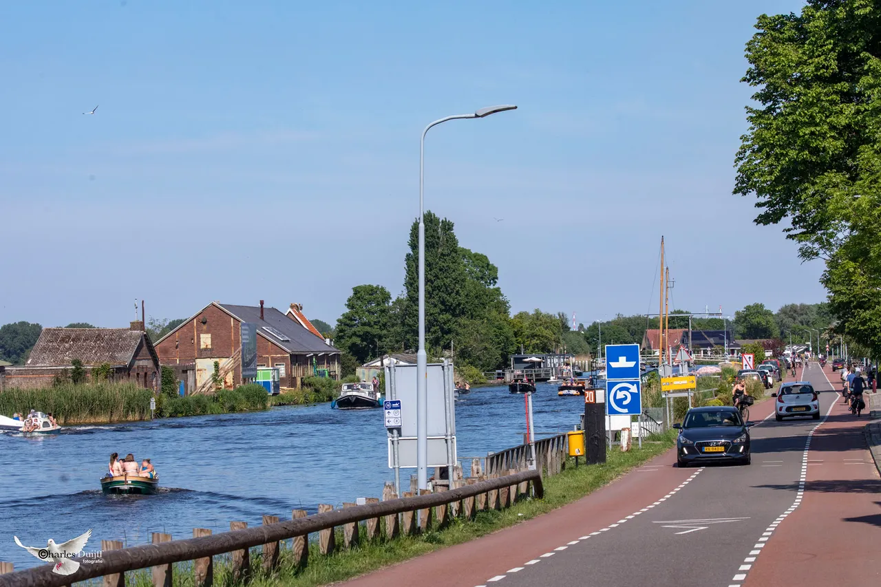 ringvaart water en weg