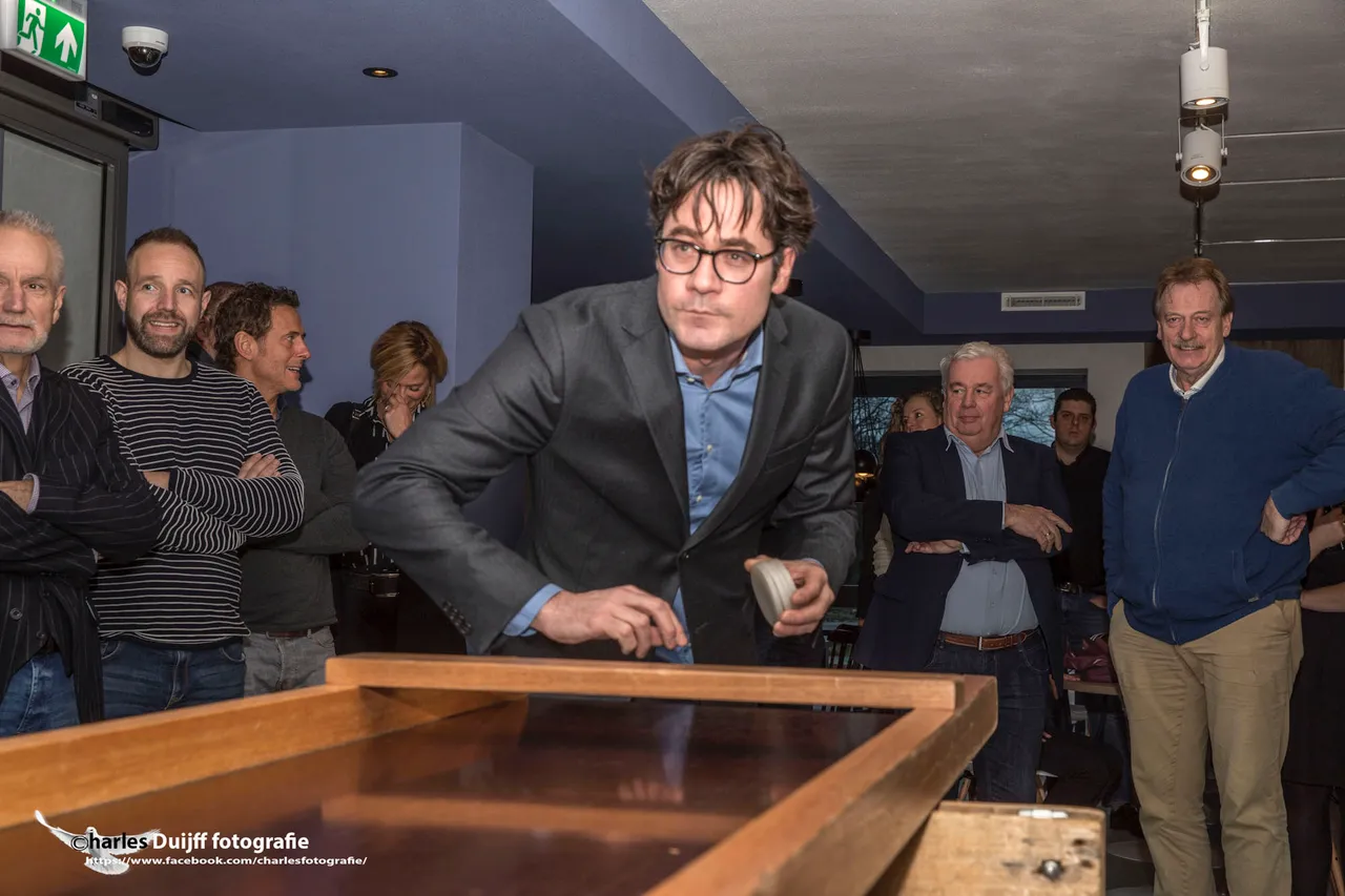 wethouder snoek sjoelen