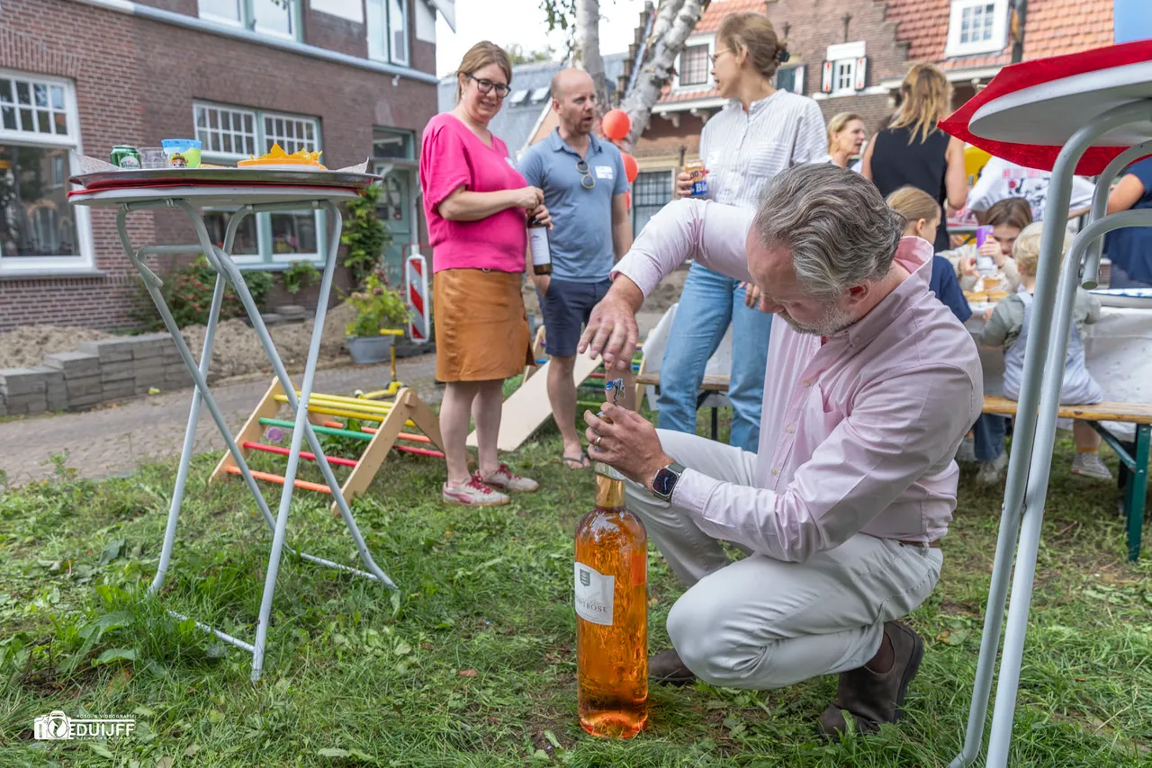 IVO openen fles