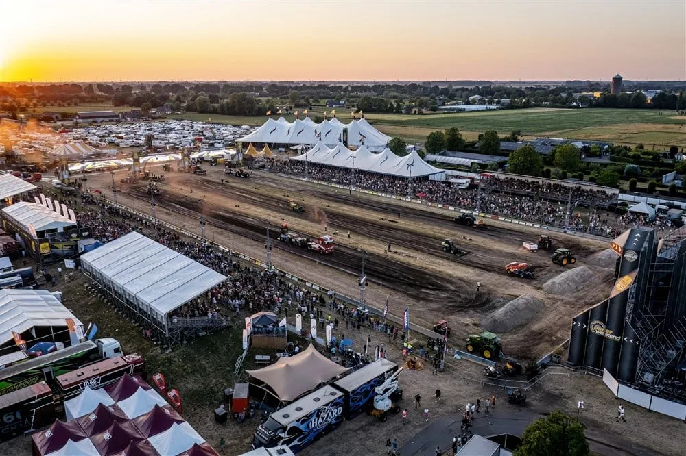 download 132834 s1000x1000