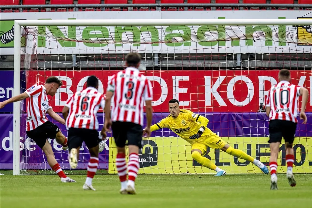 download 137604 s1000x1000