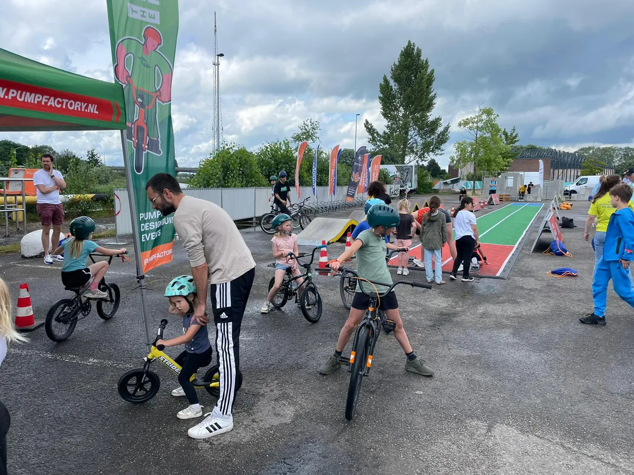 bmx pumptrack en atletiekbaan pier15