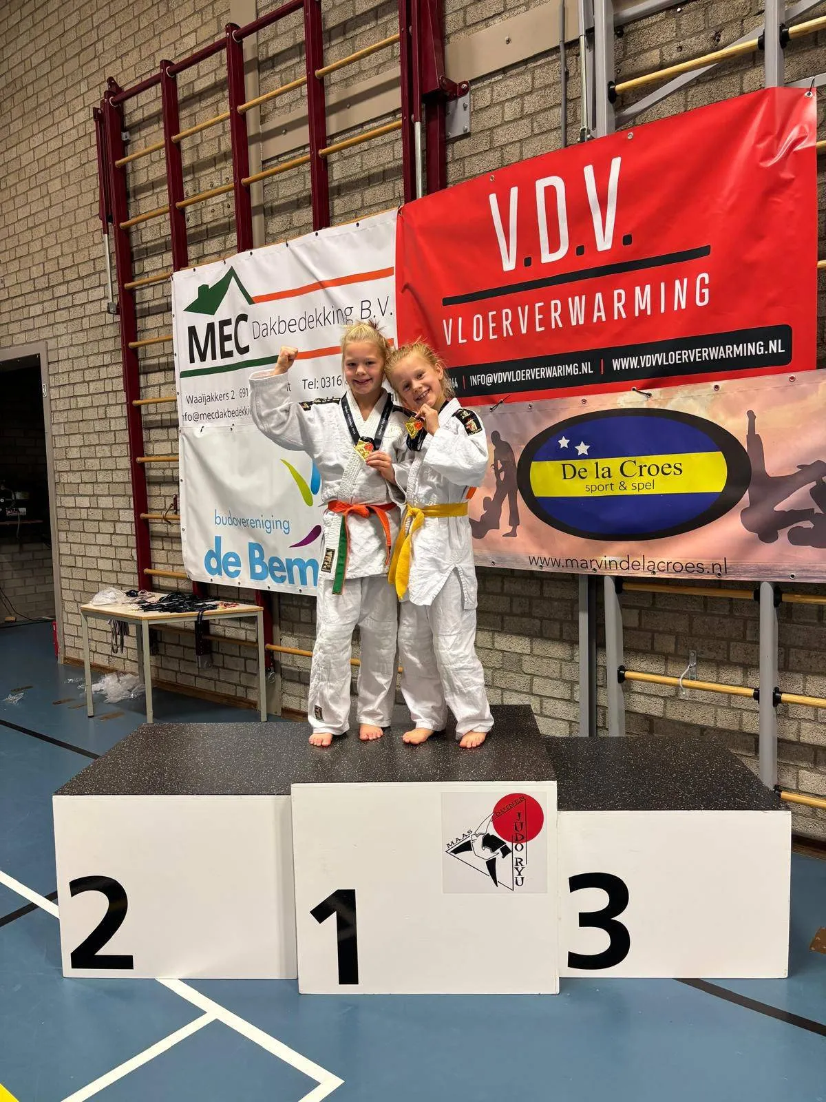 sarah en Vera Bongers BERGEN 2025