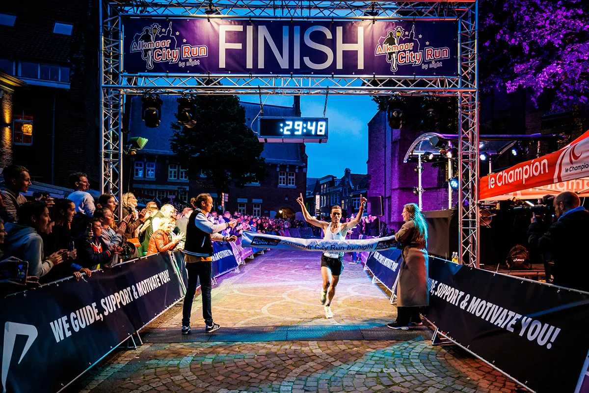 2787 b10a8cb6dbf3d780953da8bc71633f1d