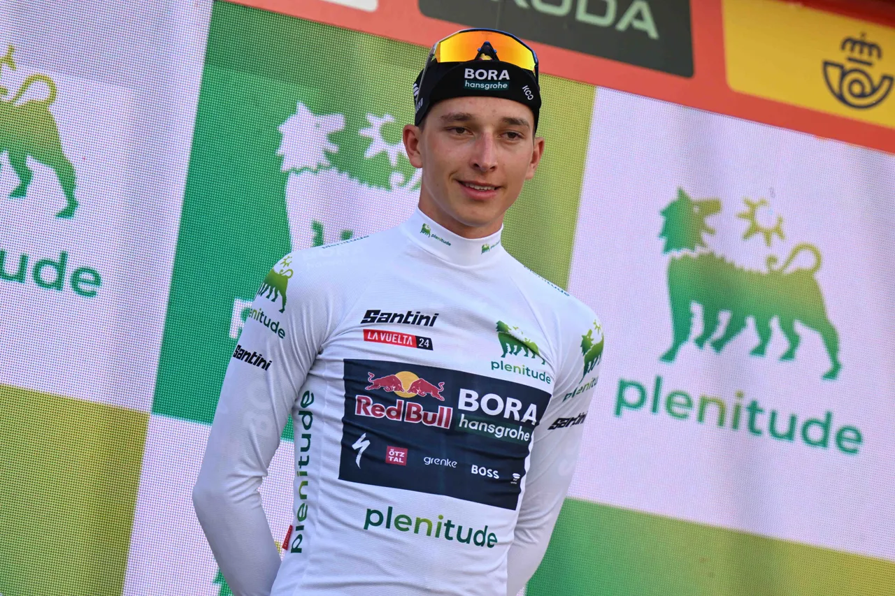 Lipowitz acabó 2º en la clasificación de jóvenes ciclistas de la Vuelta