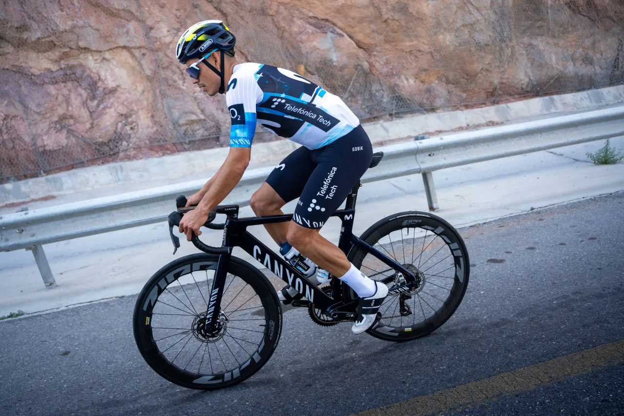 Orluis Aular completó un gran Giro de Italia 2025
